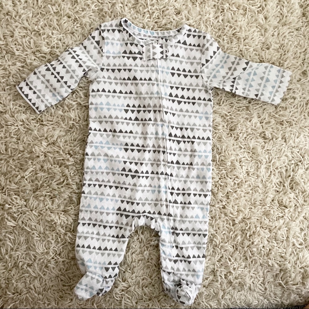 Footed zipper pajamas
